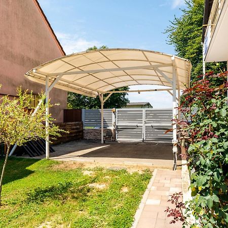 Studio Apartman The Little Prince Бйеловар Екстериор снимка