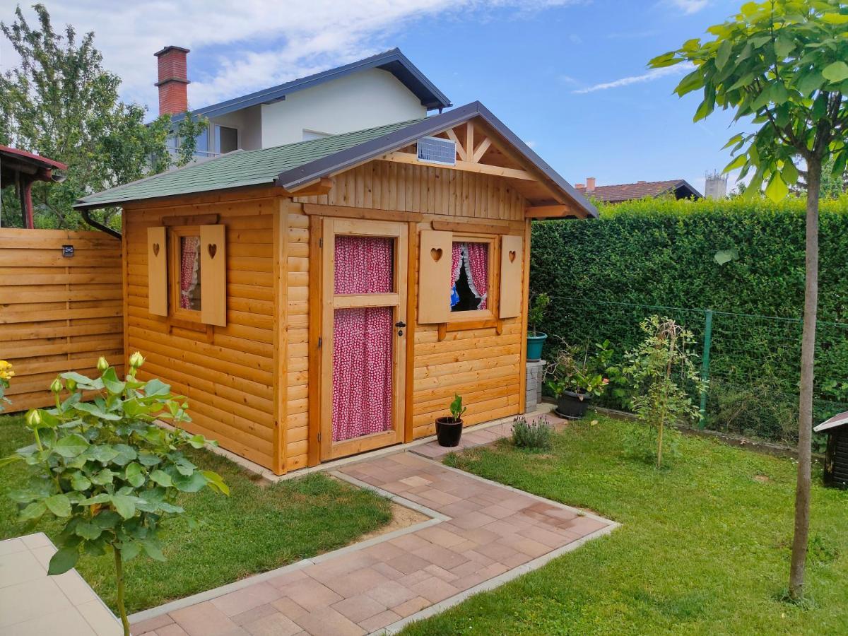 Studio Apartman The Little Prince Бйеловар Екстериор снимка