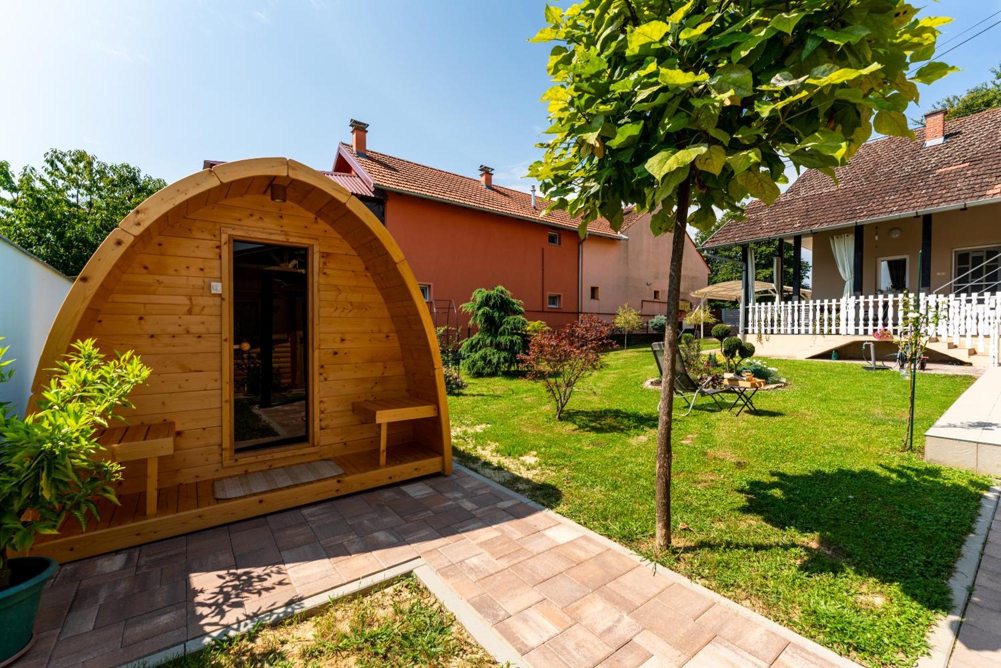 Studio Apartman The Little Prince Бйеловар Екстериор снимка